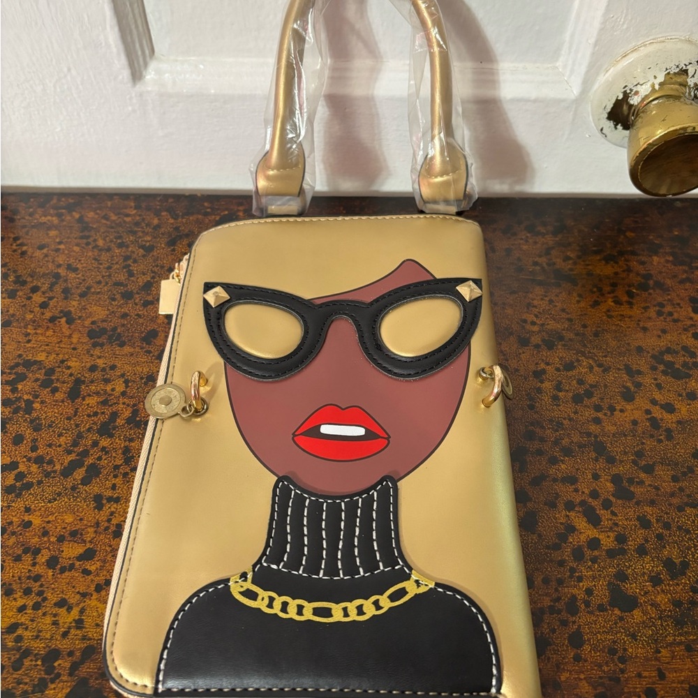 Chic Appliqué Phone Crossbody Bag - Gold